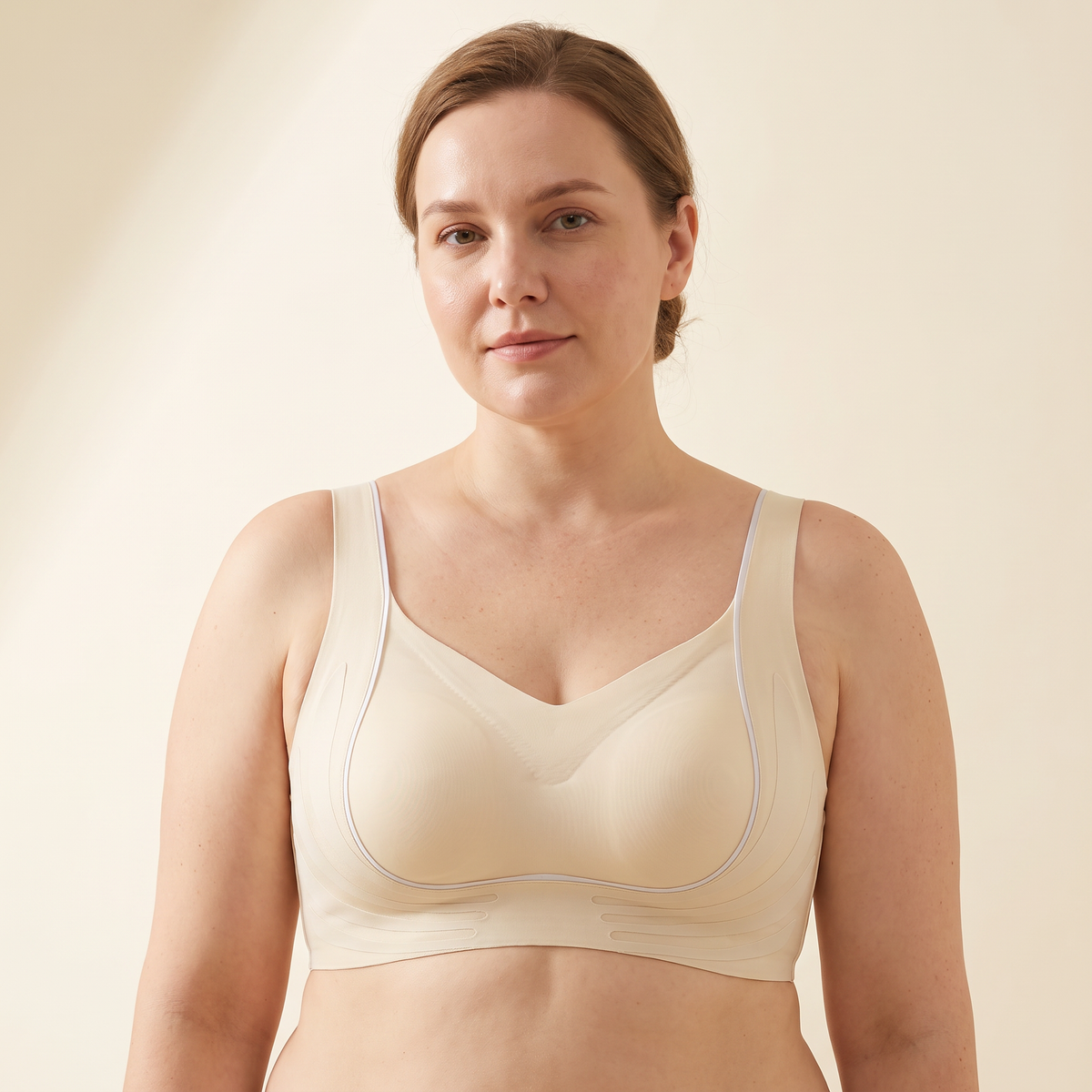 Everyday Wireless Bra in champagne
