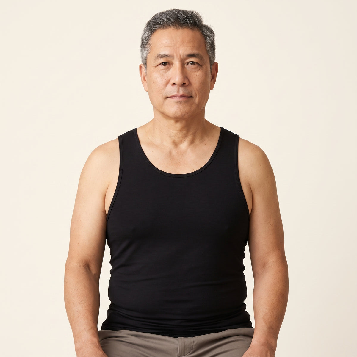 Seamless Modal Undershirt in black