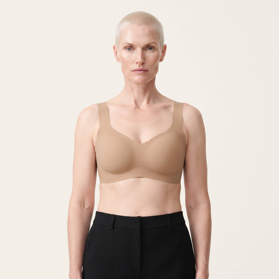 Seamless Wireless Vest Bra — front view