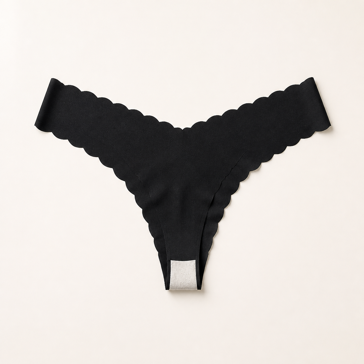 LYNE Everyday Seamless Thong in black